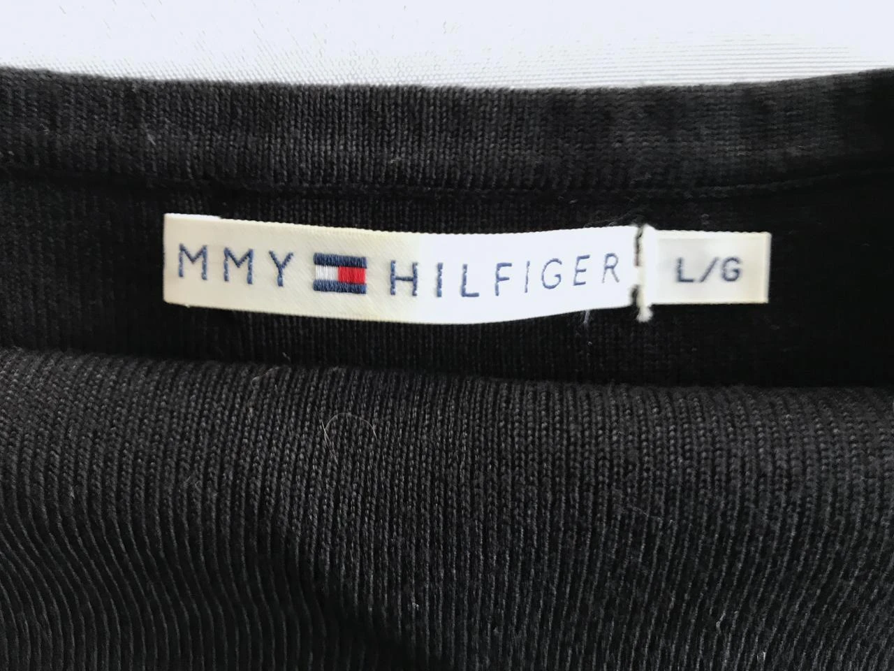 Tommy Hilfiger mooie zwarte top met pareltjes afgewerkt . – photo 7